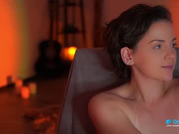 girl
        tiffanyriox cam image #2095170