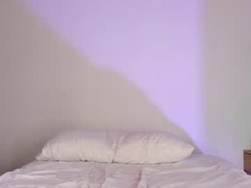 girl
        abiee__ cam image #1406088