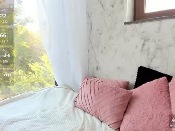 girl
        sassyt33n cam image #5330889