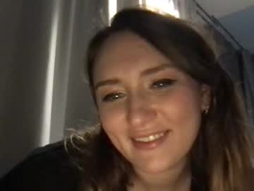 girl
        barsu4ka cam image #803219