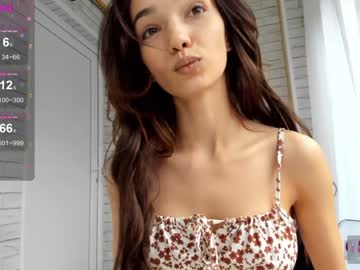 girl
        sassyt33n cam image #4526399