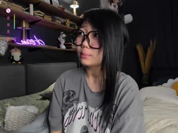 girl
        one_1ove cam image #6339079