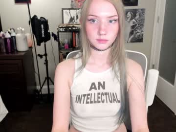 girl
        eve003300 cam image #5126798