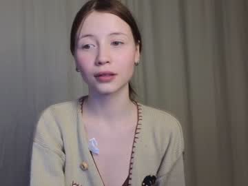 girl
        lovelydelmel cam image #3653211
