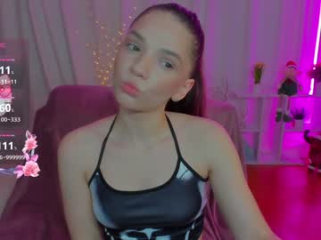 girl
        emma__gray__ cam image #5969445