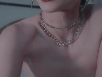 girl
        chaturbatable cam image #5121336
