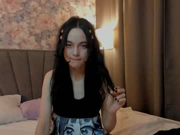 girl
        irisbroyn cam image #2337329