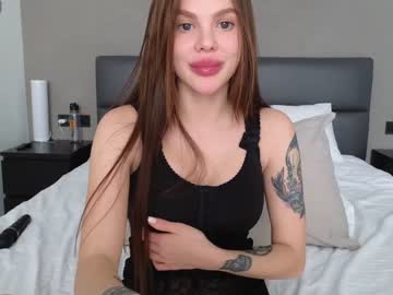 girl
        anibutler cam image #3779361