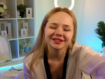 girl
        molly__meow cam image #4983236