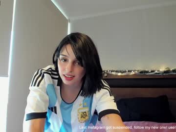 girl
        yourfreakygirl cam image #435155