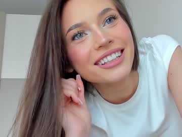 girl
        isia_slay cam image #1911431