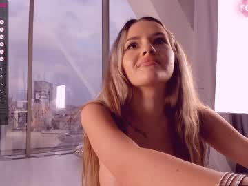 girl
        spoilm3mor3 cam image #2049713