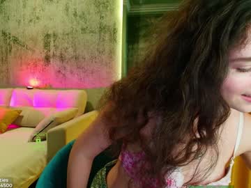 girl
        demurelixir cam image #4637338