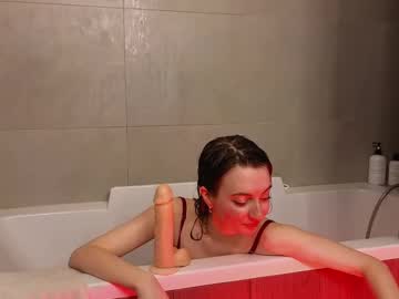 girl
        marta_rose cam image #6545542