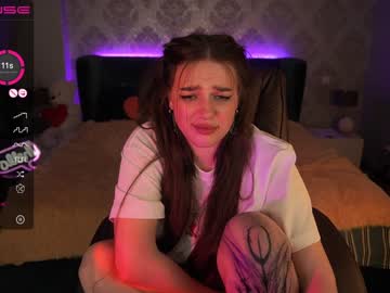 girl
        tipssiwave cam image #1616214