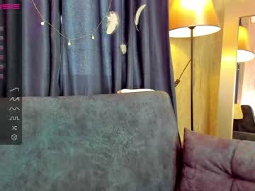 girl
        barbie_lis cam image #1106611