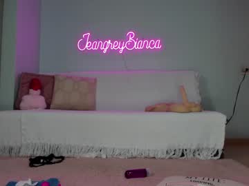 girl
        jeangreybianca cam image #600130