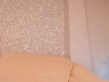girl
        marceliavsworld cam image #464038