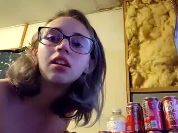 girl
        foxyzoie cam image #4675984