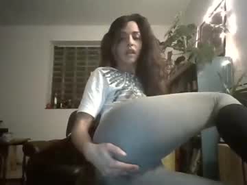 girl
        toffifeeication cam image #1032847