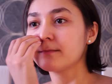 girl
        jeanfrancoa cam image #3699328