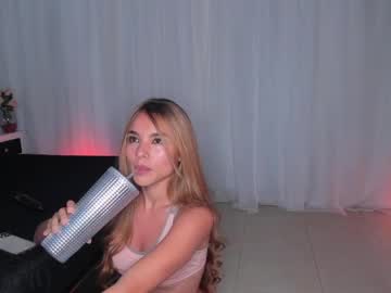 girl
        tinyw0nder cam image #4709666