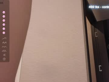 girl
        angelapixiee cam image #3310491