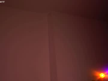 girl
        shiningstarrr cam image #6628986