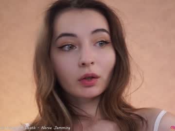 girl
        mariabecky cam image #1886606