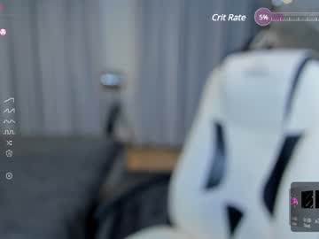 girl
        luvertakrax cam image #2710308