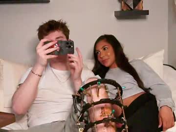 couple
        legendary_xx cam image #3811298