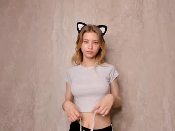 girl
        olivia_madyson cam image #2090689