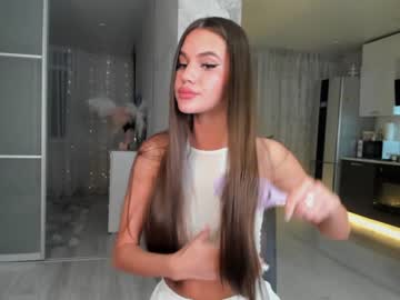 girl
        mia_devill cam image #1346368