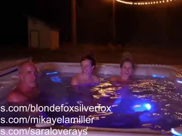 couple
        blondefoxsilverfox cam image #4388022