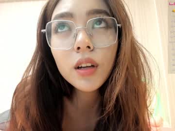 girl
        lanaya_s cam image #181318