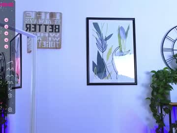girl
        elizabeth__gray cam image #2071052