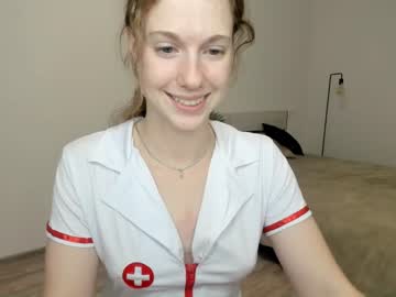 girl
        jul_jul_jul cam image #2292446
