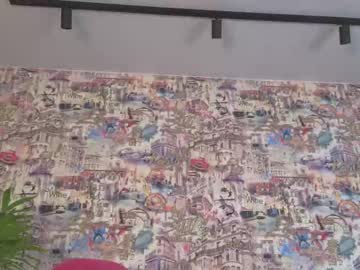 girl
        angelina_new cam image #3663426