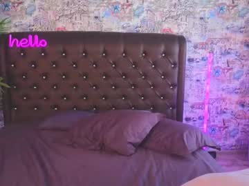 girl
        angelina_new cam image #4517215