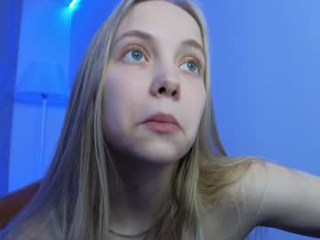 girl
        appr0ved cam image #1373500