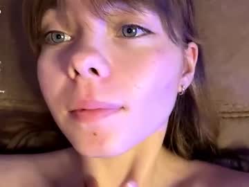 girl
        oracorker cam image #6959699