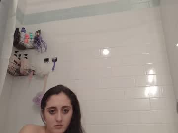 girl
        daisyparkerxo cam image #3604213
