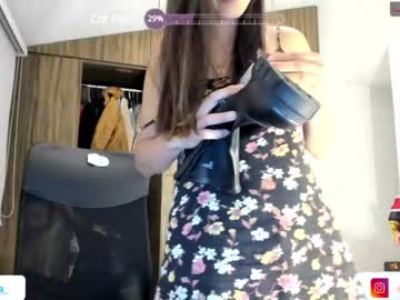girl
        ohanna_ cam image #1894400