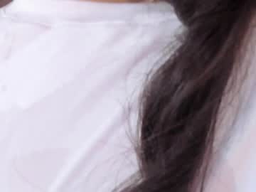 girl
        little_effy18 cam image #960703