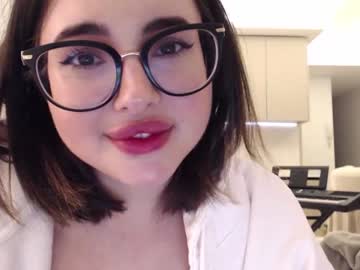 girl
        playnofuckinggames cam image #1384537