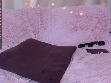 girl
        juliet_bb cam image #516013