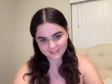 girl
        gia_is_horny cam image #545987