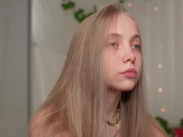 girl
        appr0ved cam image #6552406