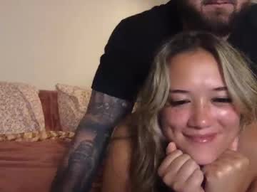 couple
        amateuroutlawss cam image #4689964
