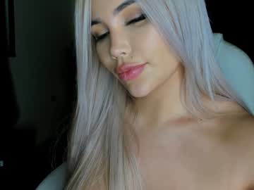 girl
        hope_daily cam image #5358445